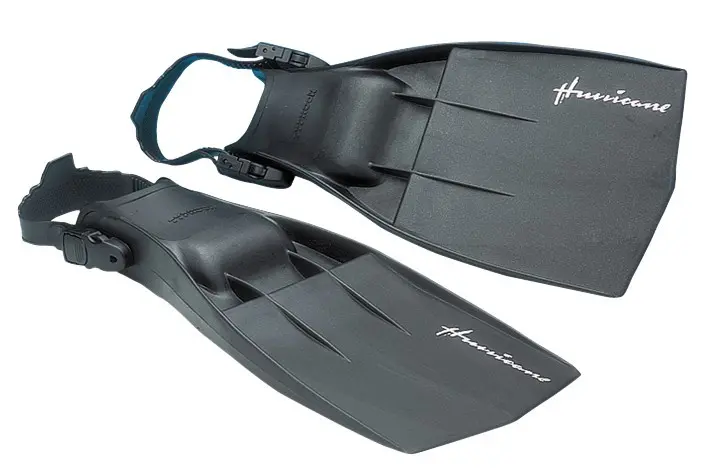 Hurricane Strap Fins